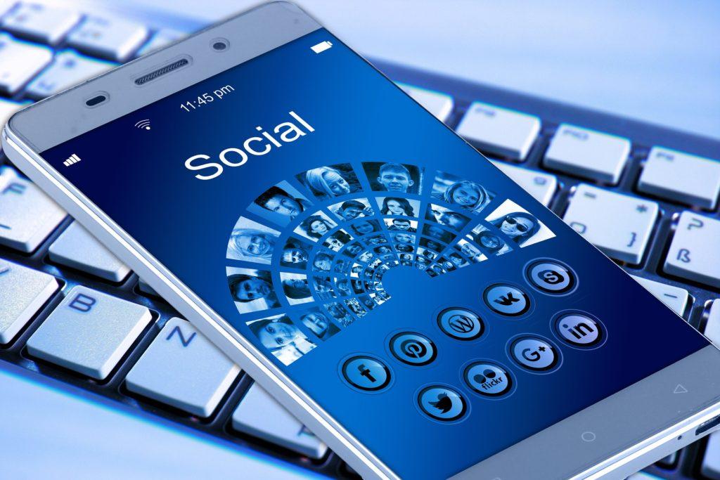 Sosiaalisen median tulisi olla osa tapahtuman markkinointistrategiaa.